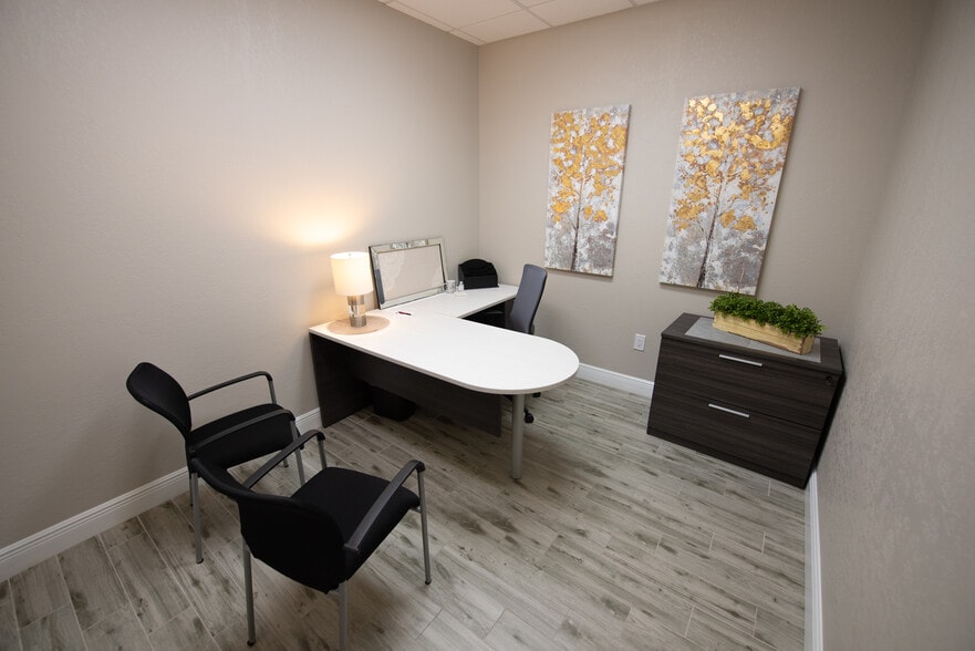 More Photos Of 1211 Tech Blvd, Tampa Manufacturing For Lease