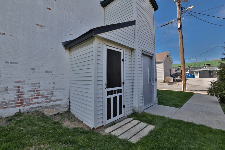 More Photos Of 114 S Main St, Troy Lodge Meeting Hall For Sale