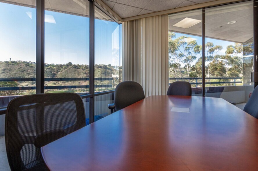 More Photos Of 4375 Jutland Dr, San Diego Loft Creative Space For Sale