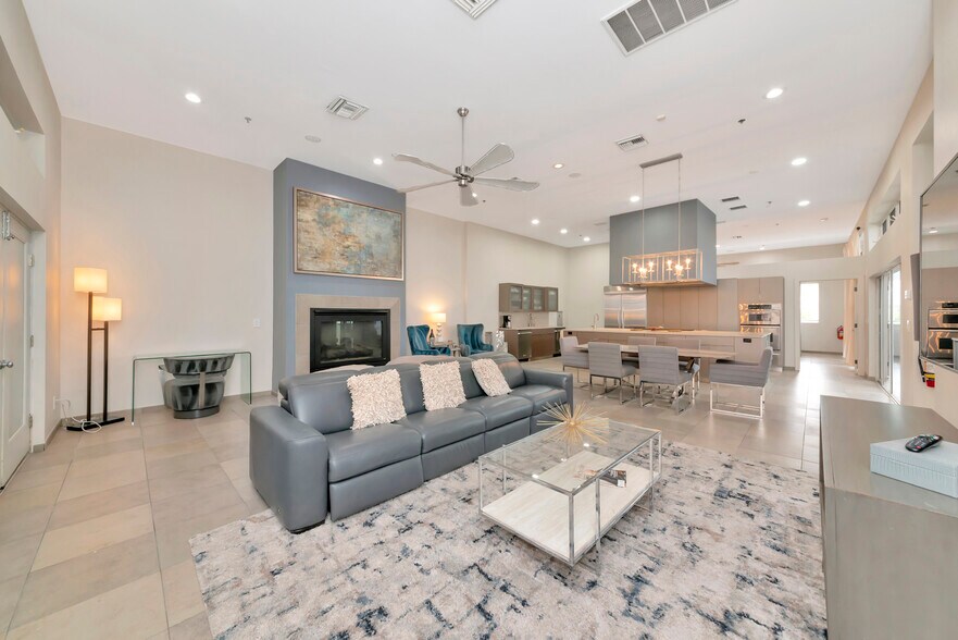 More Photos Of 1345 2nd St, Sarasota Office Residential For Sale