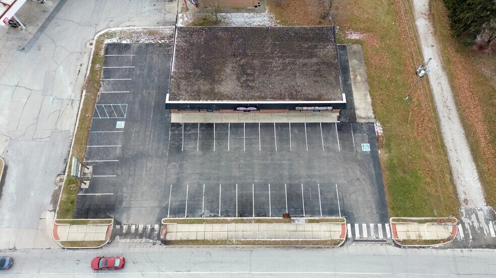 More Photos Of 4209-4213 E 62nd St, Indianapolis Storefront For Sale