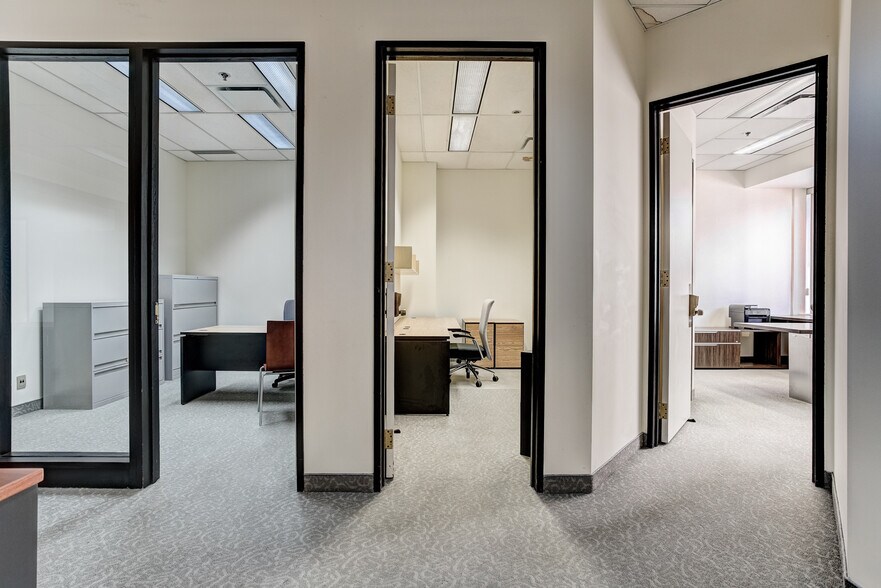 More Photos Of 1111 Rue Saint-Urbain, Montréal Office Residential For Sale