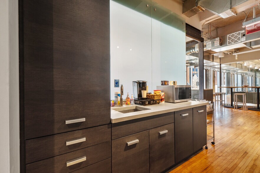 More Photos Of 612 W Hamilton St, Allentown Office For Lease