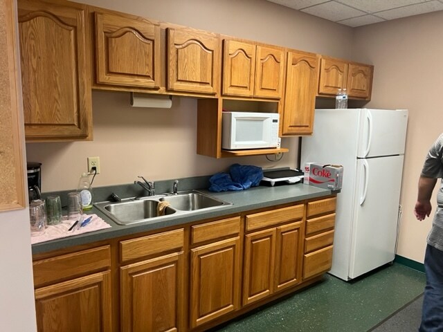 More Photos Of 840 S Martin Luther King Jr Blvd, Hamilton Warehouse For Lease