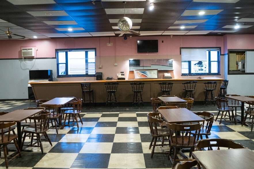 More Photos Of 418 S Front St, New Bedford Warehouse For Sale