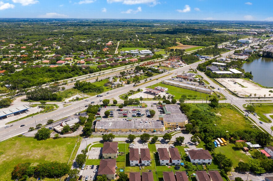 More Photos Of 15260 SW 280th St, Homestead Unknown For Lease