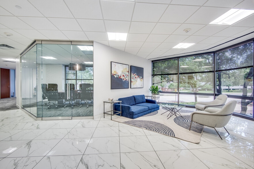 More Photos Of 400 E Las Colinas Blvd, Irving Office For Lease