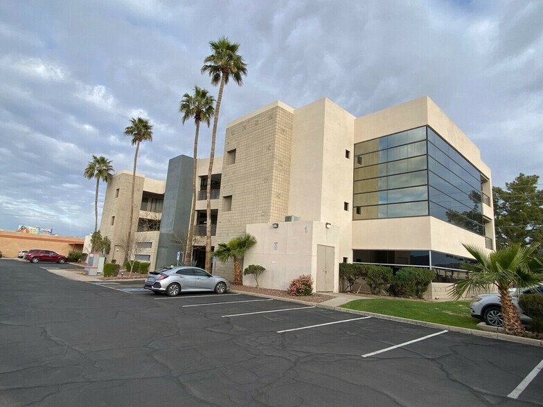 More Photos Of 1 W Deer Valley Rd, Phoenix Unknown For Lease