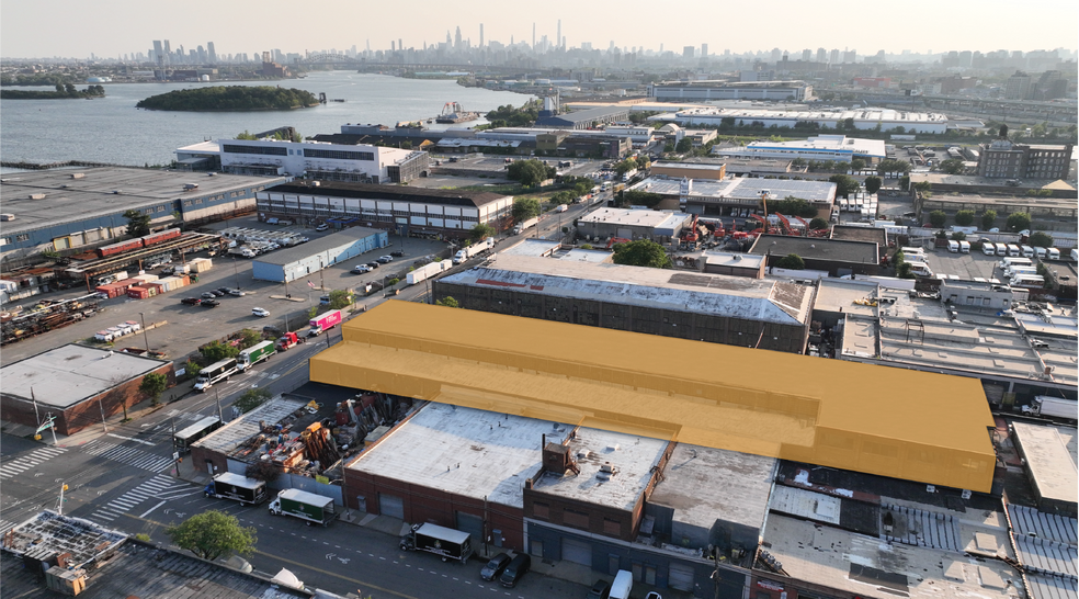 More Photos Of 1181 Oak Point Ave, Bronx Warehouse For Lease