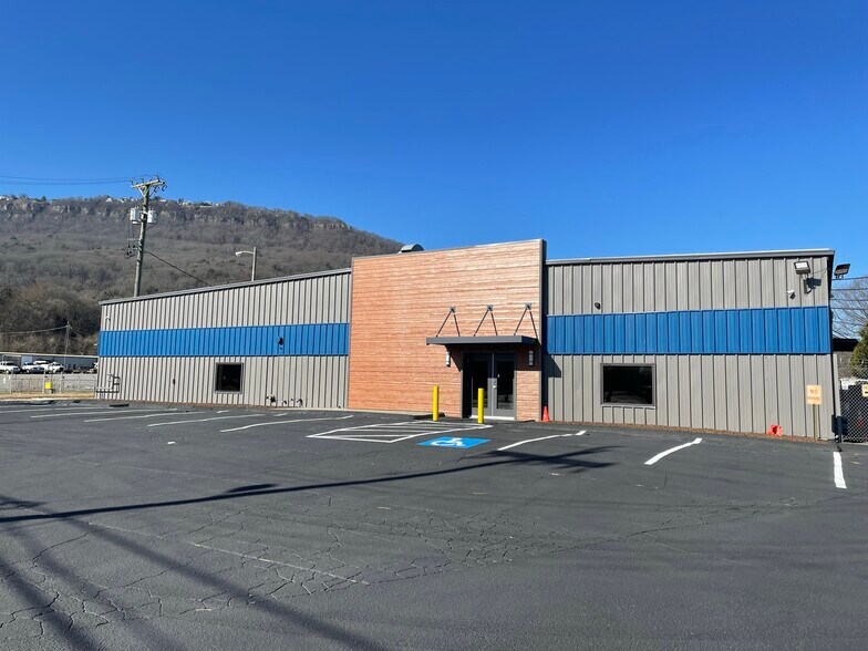 More Photos Of 3501 Saint Elmo Ave, Chattanooga Distribution For Lease