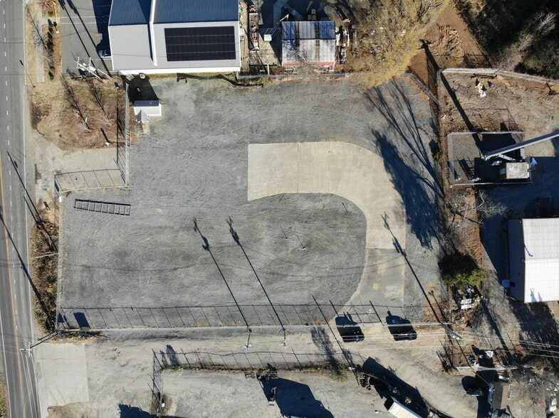 More Photos Of 6714 Freedom Dr, Charlotte Land For Lease