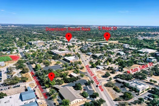 More Photos Of 403 W Anderson Ave, Round Rock Loft Creative Space For Sale