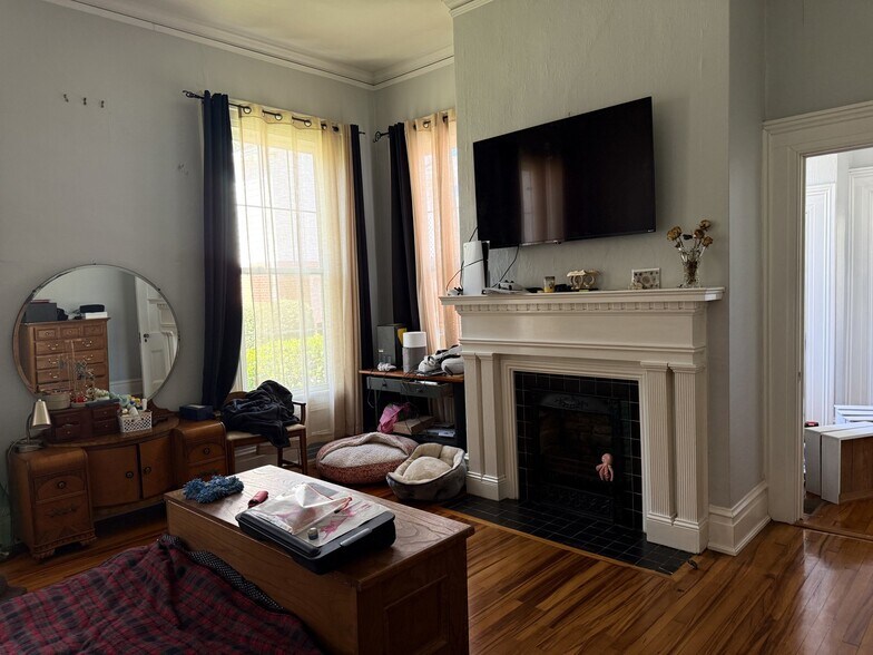 More Photos Of 31 Edgewood Dr, Selma Specialty For Sale