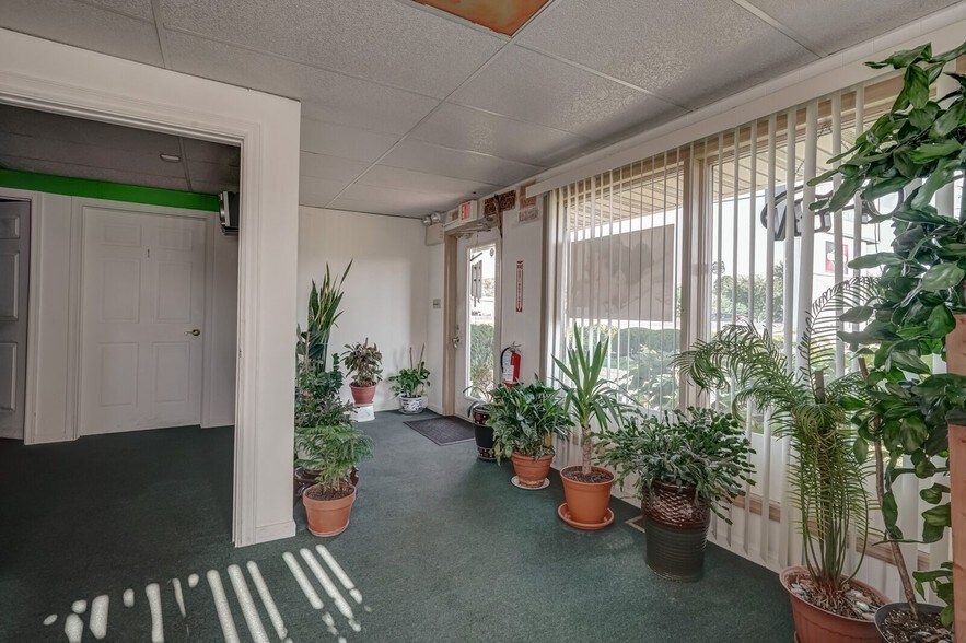 More Photos Of 1555 Route 38, Lumberton Showroom For Sale