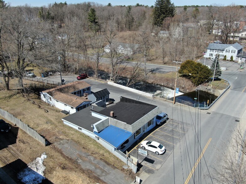 More Photos Of 1 William St, Hagaman Restaurant For Sale