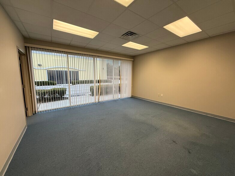 More Photos Of 1435 N US Highway 1, Ormond Beach Medical For Lease