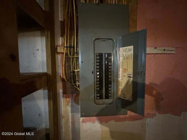 More Photos Of 5527-5531 Rte 7, Hoosick Falls General Retail For Sale