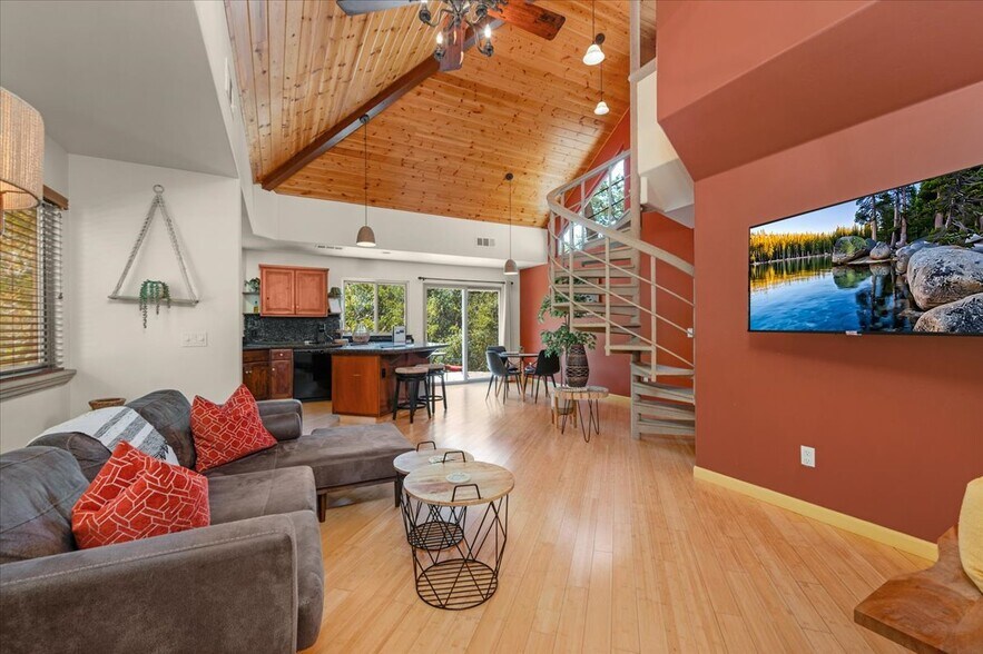 More Photos Of 29673 Rock Creek Dr, Three Rivers Specialty For Sale