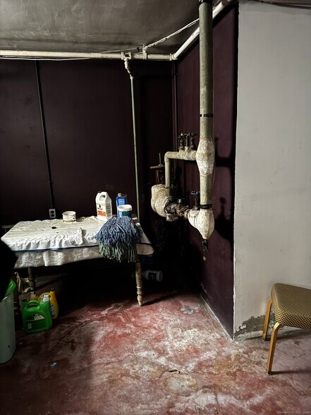 More Photos Of 11 Charter Oak Pl, Hartford Multifamily For Sale