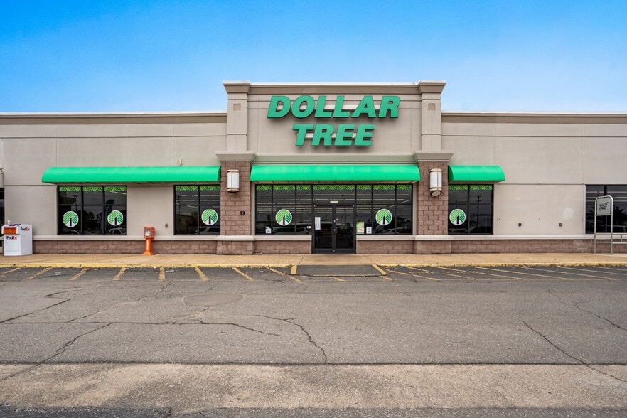More Photos Of 1608 N Locust Ave, Lawrenceburg Restaurant For Lease