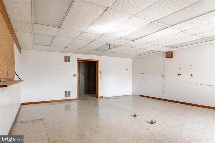 More Photos Of 915 N Hanover St, Elizabethtown Medical For Sale