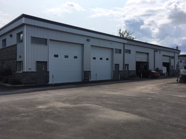 Primary Photo Of 670 Rue Auguste-Mondoux, Gatineau Warehouse For Lease