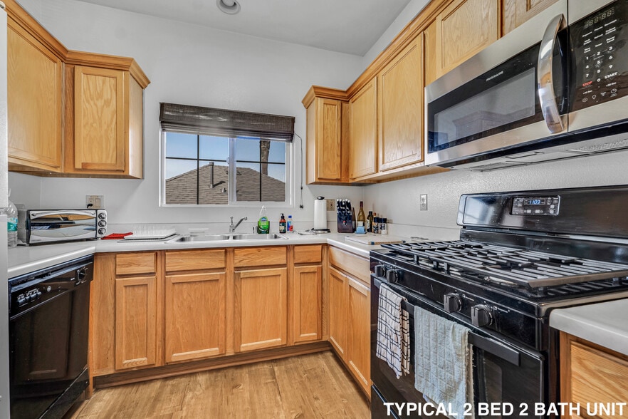 More Photos Of 1256 E Main St, Ventura Apartments For Sale