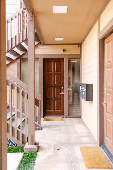More Photos Of 2505 Canada Blvd, Glendale Office For Lease