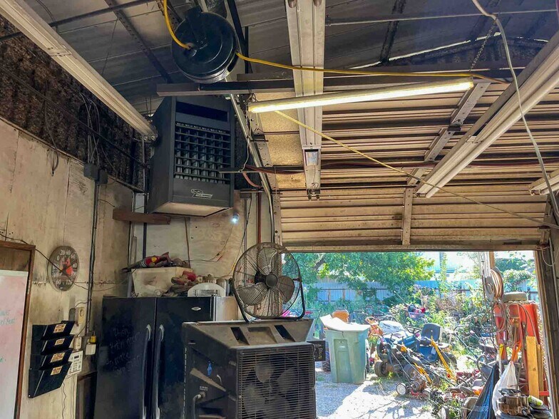 More Photos Of 126 W Main St, Edmond Freestanding For Sale