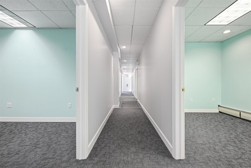 More Photos Of 90 N Franklin St, Pen Argyl Office Residential For Sale