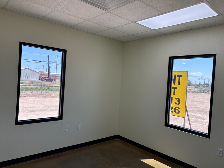 More Photos Of 2212 Saw Gin Road, Pecos Showroom For Lease