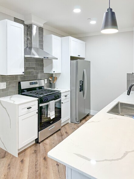 More Photos Of 601-605 15th St, Sacramento Restaurant For Sale