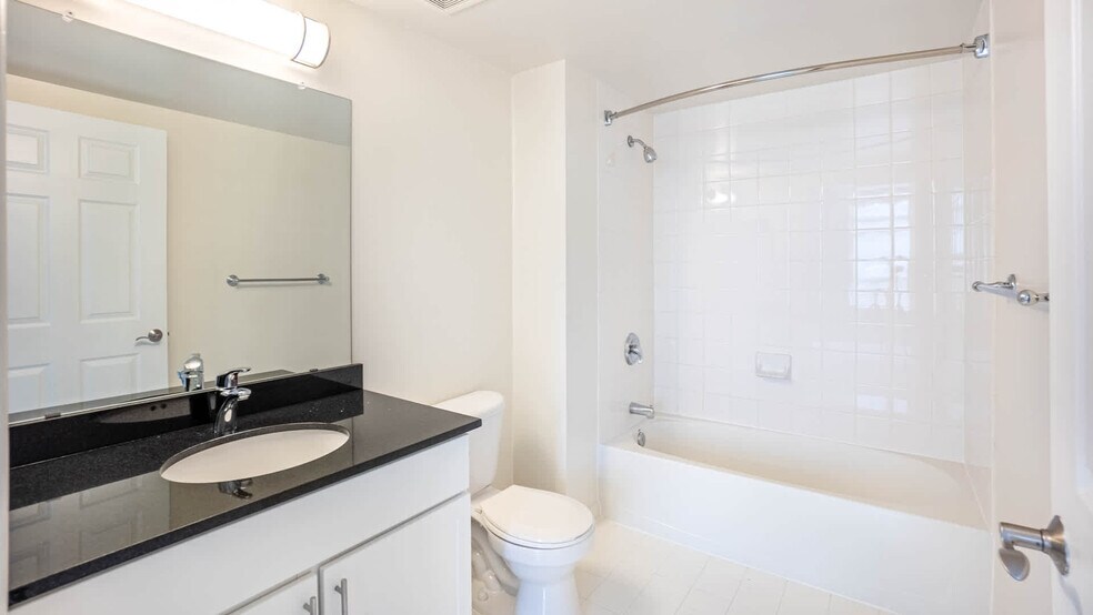 More Photos Of 901 N Nelson St, Arlington Apartments For Lease