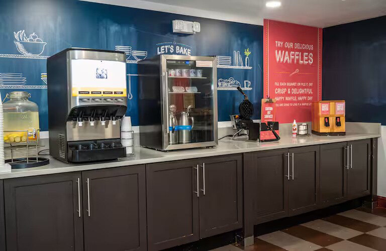 More Photos Of 2700 Green Oaks Rd, Fort Worth Hotel For Sale