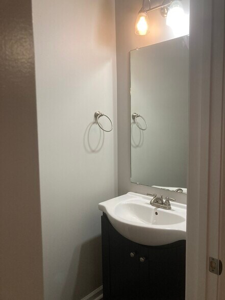 More Photos Of 615 Glade Fern Way, Tifton Apartments For Sale