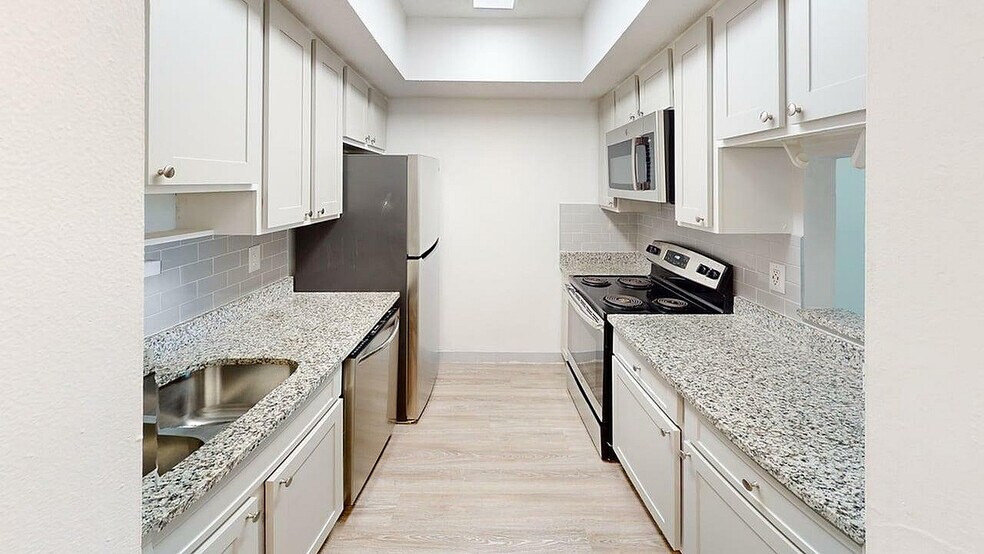 More Photos Of 120 47th Ave N, Saint Petersburg Apartments For Sale