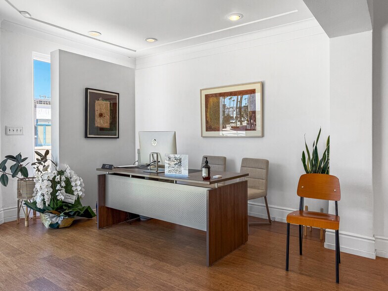 More Photos Of 8630-8634 Wilshire Blvd, Beverly Hills Storefront Retail Office For Lease