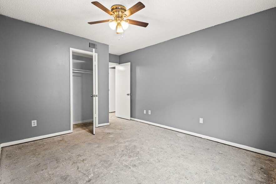 More Photos Of 3164 Cushman Cir SW, Atlanta Apartments For Sale