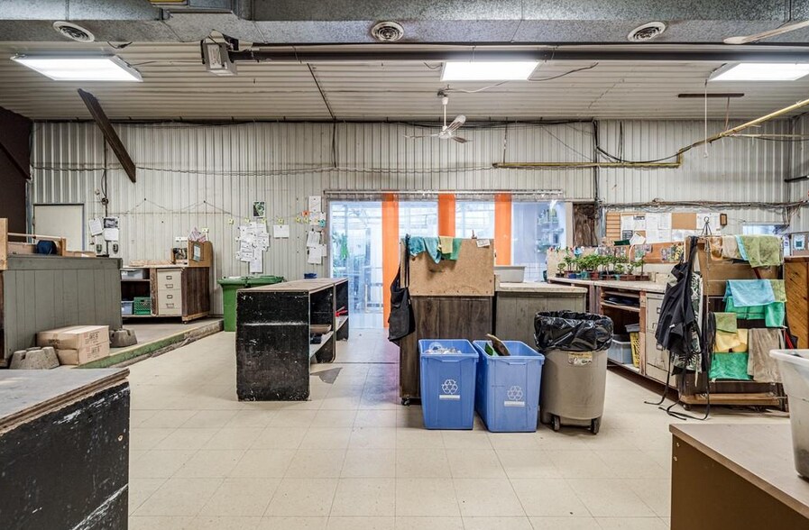 More Photos Of 22 E 25th St, Hamilton Storefront Retail Office For Sale