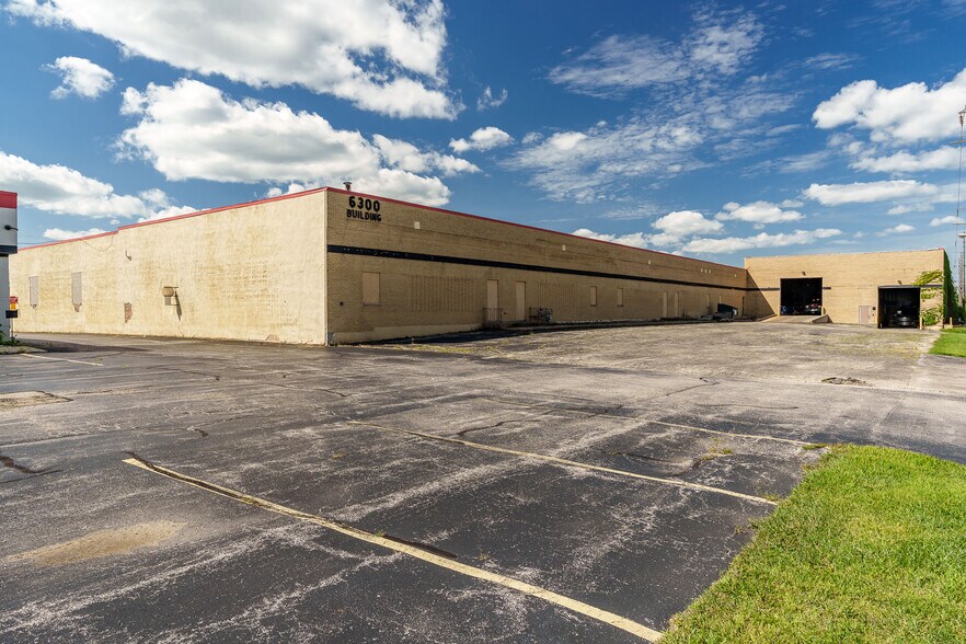More Photos Of 6320 Material Ave, Loves Park Warehouse For Sale