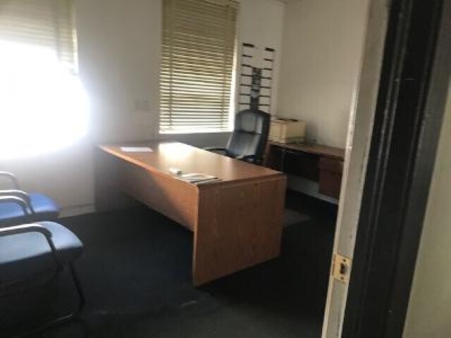 More Photos Of 520 Broadway Ave, Gladewater Industrial For Sale