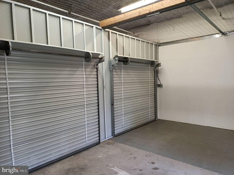 More Photos Of 113 E Chestnut St, Souderton Self Storage For Lease
