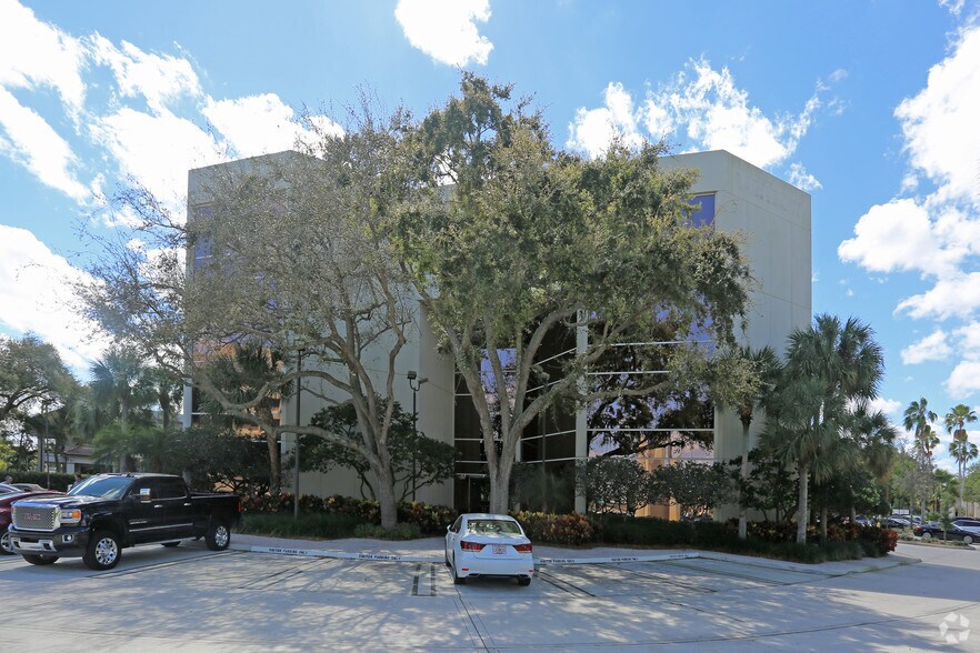 More Photos Of 4500 Pga Blvd, Palm Beach Gardens Office For Lease
