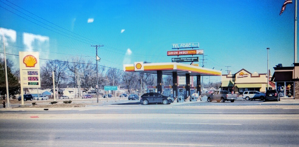 More Photos Of 5640-5734 N Telegraph Rd, Dearborn Heights Unknown For Lease