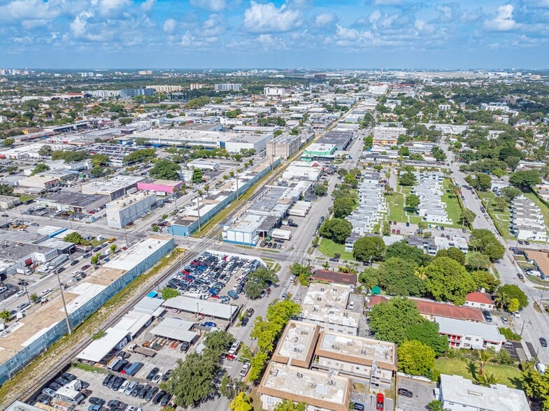 More Photos Of 1930 NW 23rd St, Miami Warehouse For Sale