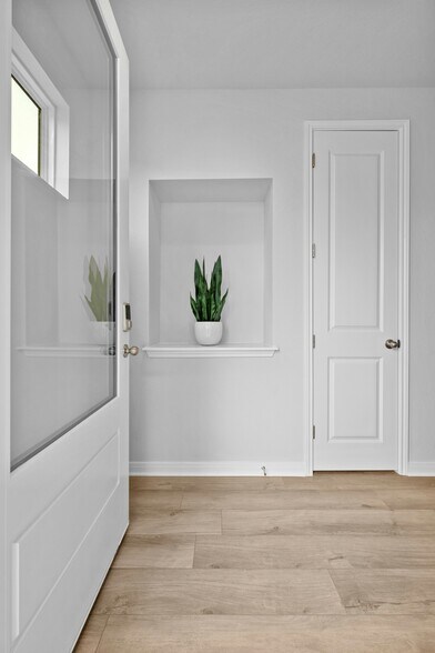 More Photos Of Garten Haus at Solms Landing, New Braunfels Specialty For Sale