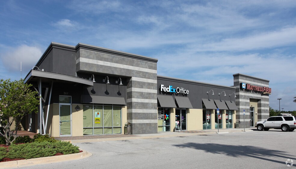 More Photos Of 8060 Philips Hwy, Jacksonville Unknown For Lease
