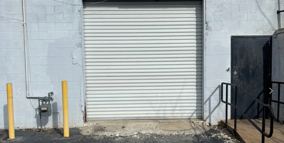 More Photos Of 5799 New Peachtree Rd, Doraville Storefront Retail Office For Lease