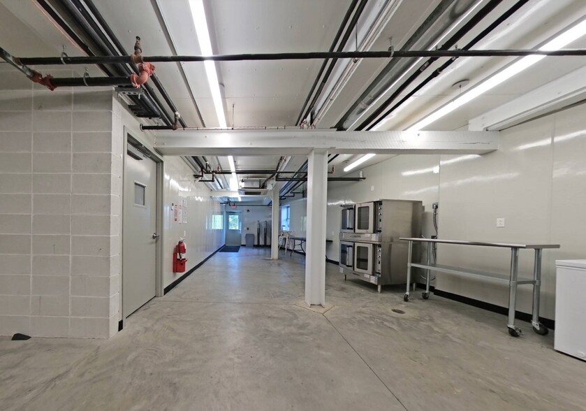 More Photos Of 111 Water St, Catskill Loft Creative Space For Lease