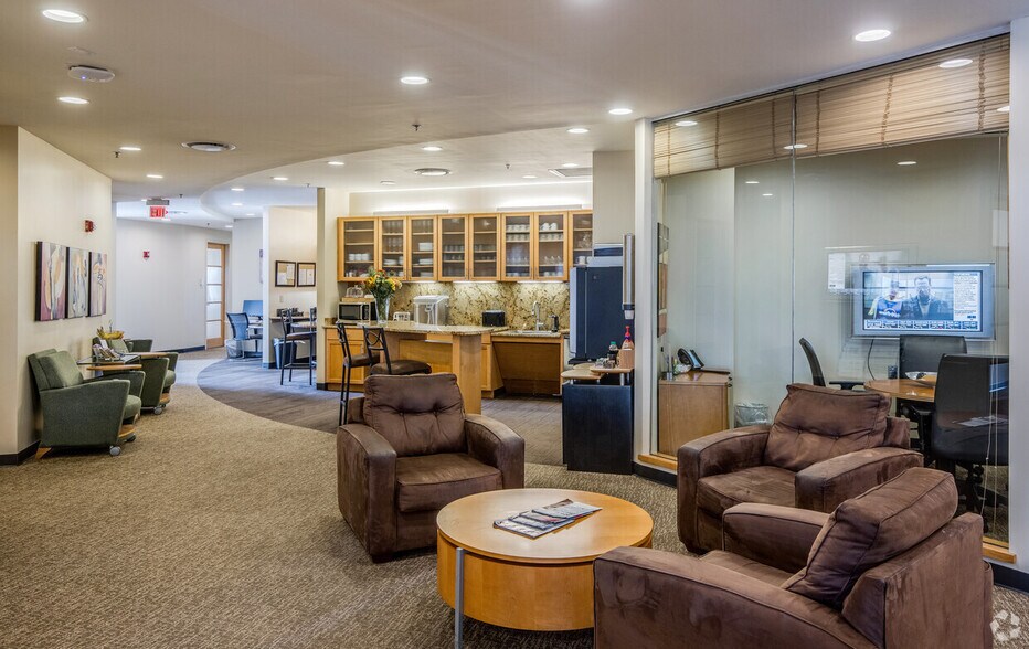 More Photos Of 121-189 S Orange Ave, Orlando Office Residential For Sale